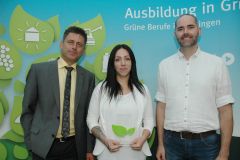 Susann Wollmuth - Beste Azubine , Fachbereich Tierwirt Schwein - des Jahrgangs 2019
© IGS Susann Wollmuth - Beste Azubine , Fachbereich Tierwirt Schwein - des Jahrgangs 2019
© IGS