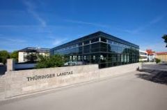Landtag Thüringen
© https://www.google.de/imgres?imgurl=http%3A%2F%2Fwww.thueringer-landtag.de%2Fmam%2Flandtag%2Faktuell%2F_mg_0459.jpg&imgrefurl=http%3A%2F%2Fwww.thueringer-landtag.de%2Flandtag%2Faktuelles%2Fplenum%2F&docid=6UNaypzctuWYsM&tbnid=EPperBY-Nrlv0M%3A&vet=10ahUKE Landtag Thüringen
© https://www.google.de/imgres?imgurl=http%3A%2F%2Fwww.thueringer-landtag.de%2Fmam%2Flandtag%2Faktuell%2F_mg_0459.jpg&imgrefurl=http%3A%2F%2Fwww.thueringer-landtag.de%2Flandtag%2Faktuelles%2Fplenum%2F&docid=6UNaypzctuWYsM&tbnid=EPperBY-Nrlv0M%3A&vet=10ahUKE